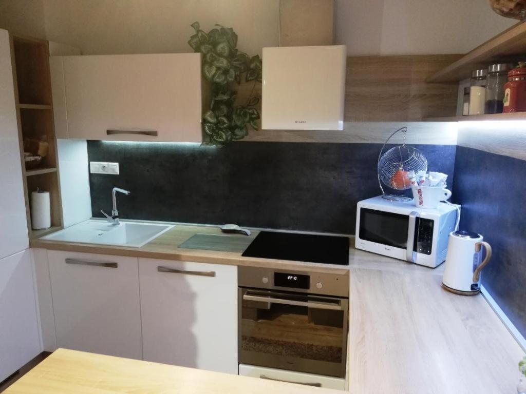 Galeria Stastie Apartment Senec Exterior photo
